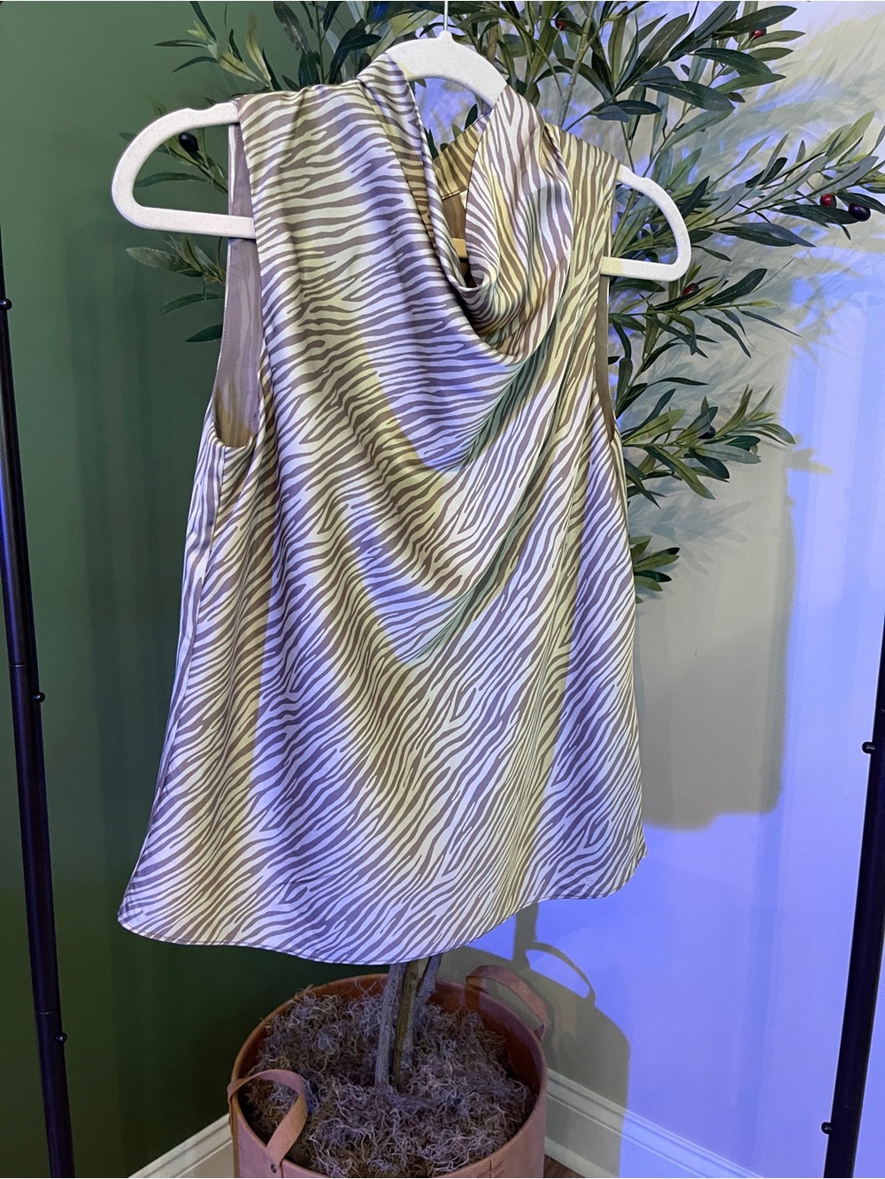 Sleeveless Cowl Neck Zebra Print Top in Green and White